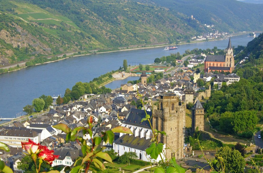Blick ins Welterbetal bei Oberwesel.