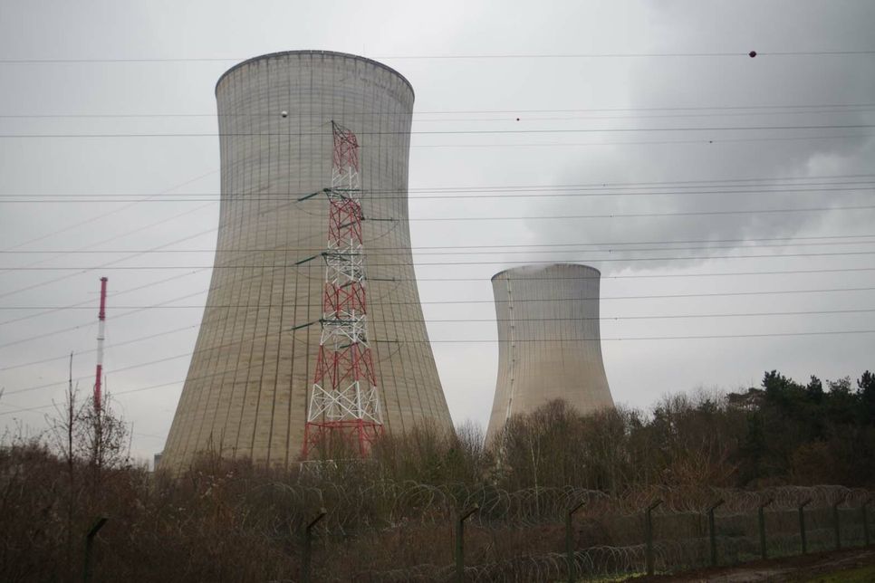 Da das Atomkraftwerk in Tihange als Sicherheitsrisiko gilt, hat die Städteregion Aachen Klage eingereicht.    Foto: Mager