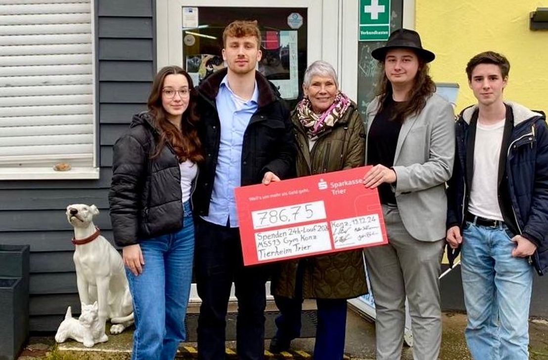 Spendenübergabe des 24-Stunden-Laufes an das Tierheim Trier.