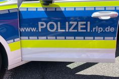 Die Polizei und weitere Rettungskräfte sind im Einsatz (Symbolfoto).