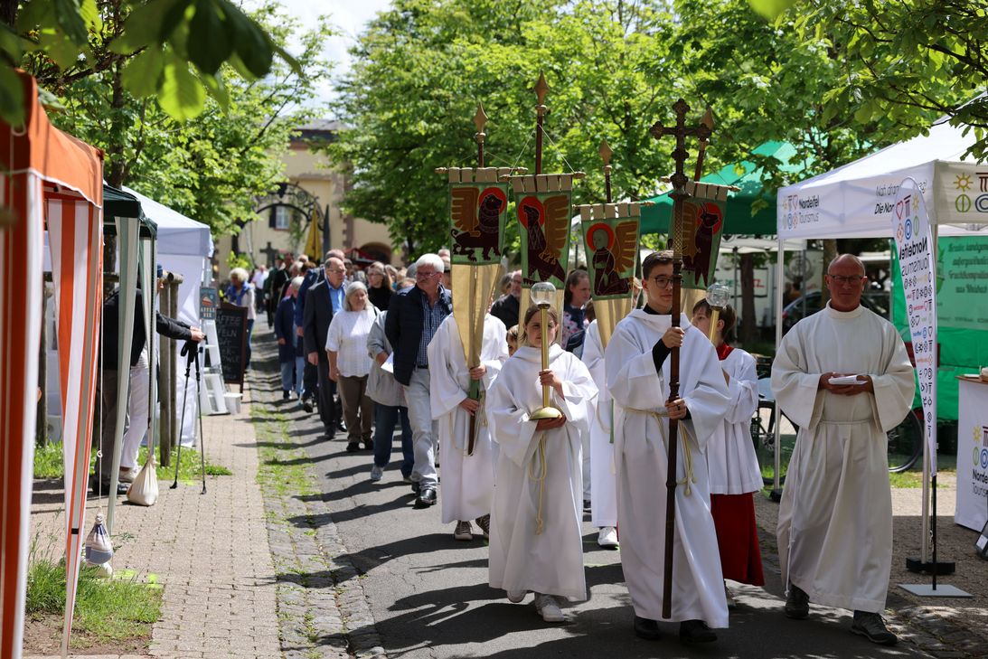 Aus dem traditionsreichen Hermann-Josef-Fest wird ein Wochenende voller Spiritualität, Musik, Kultur und Gemeinschaft.