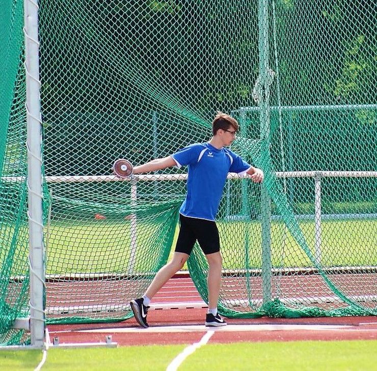 Leon Mürtz (LA TuS Mayen) stellte bei den 28. Pfingst-Mehrkampftagen in Limburgerhof unter anderem im Diskuswerfen mit 37,26 Metern eine persönliche Bestleistung auf.