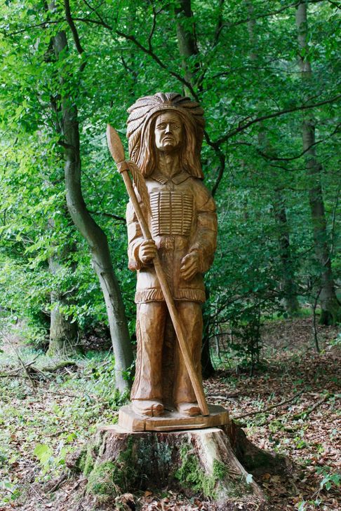 Der Indianerhäuptling stand im Uersfelder Wald. Foto: privat