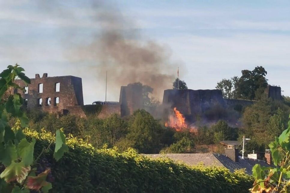 Am Ulmener Burgberg ist am Mittwochabend, 24. August, ein brand ausgebrochen.