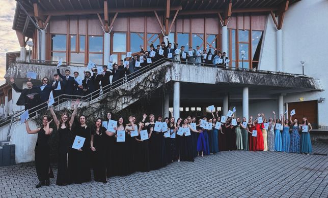 Die Abiturientia 2026  des Geschwister-Scholl-Gymnasiums Daun.