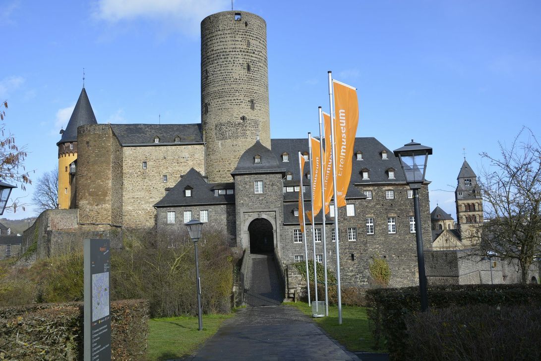 Die öffentliche Toilette am Burgbunker ist geöffnet.