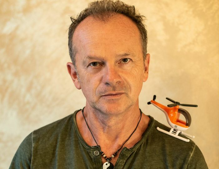 Willy Astor tritt in der Laacher See-Halle auf. Foto: VG Mendig