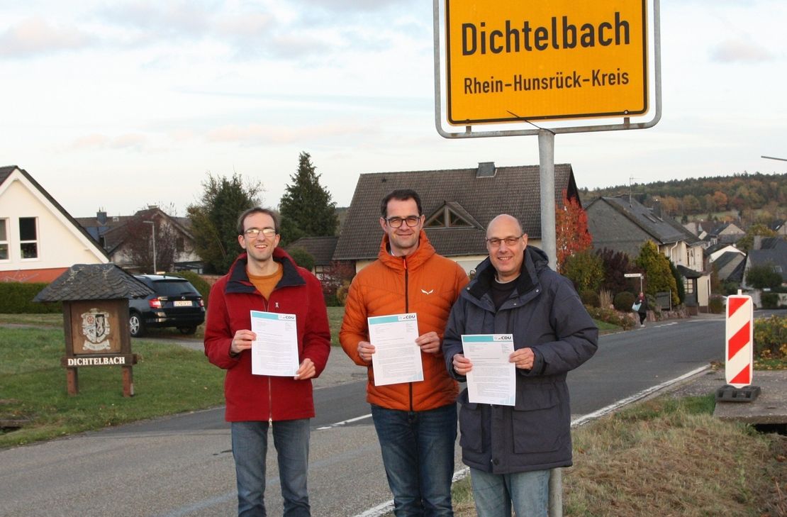 Von rechts nach links: Der Vorsitzende des Ortsverbandes Lars Goll (Rheinböllen) und die beiden Stellvertreter Andreas Bauer (Rheinböllen) und Stephan Sonnet (Dichtelbach).