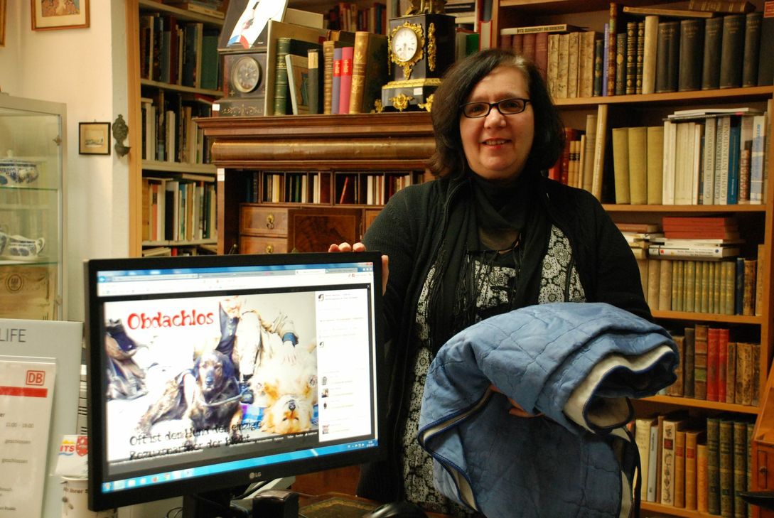 Marion Morassi hat die Facebook-Gruppe im Januar gegründet und hofft, noch mehr Mitstreiter zu finden, die Obdachlosen helfen wollen.  Foto: Nolden