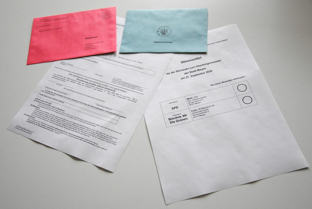 Briefwahlunterlagen für die Stichwahl. Foto: Stadt Mayen