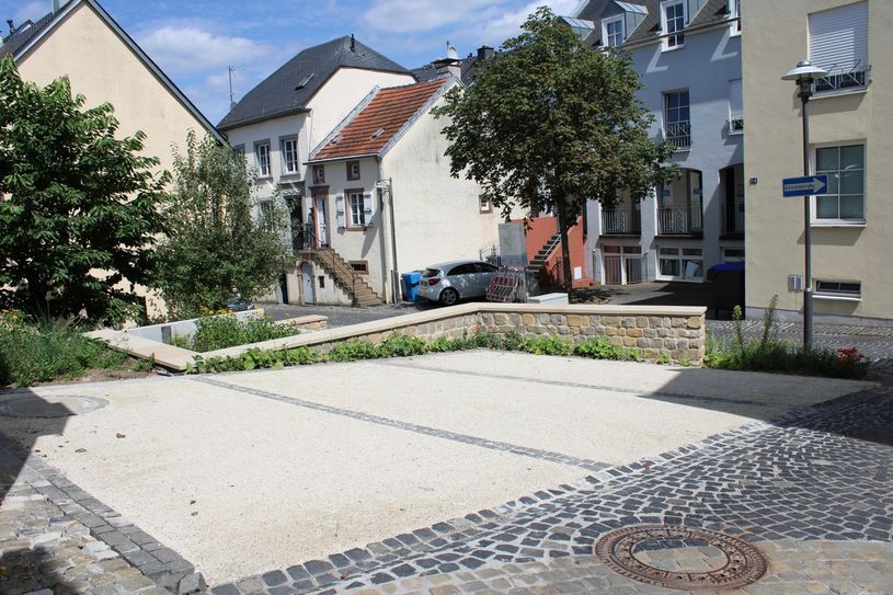 Platz an der Ecke Sackgasse/Im Graben