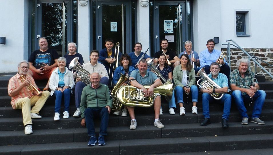 Die Hochwald-Musikanten in der aktuellen Besetzung