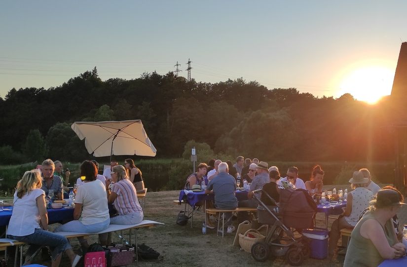Auch in diesem Jahr lädt die Stadt Simmern zu "Wein am Simmersee" ein.