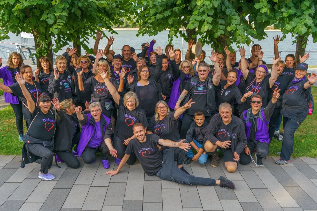 »Rheinsamba« wird mit treibenden Rhythmen den Pride-Umzug anlässlich des Christopher-Street-Days anführen (www.rheinsamba.de)