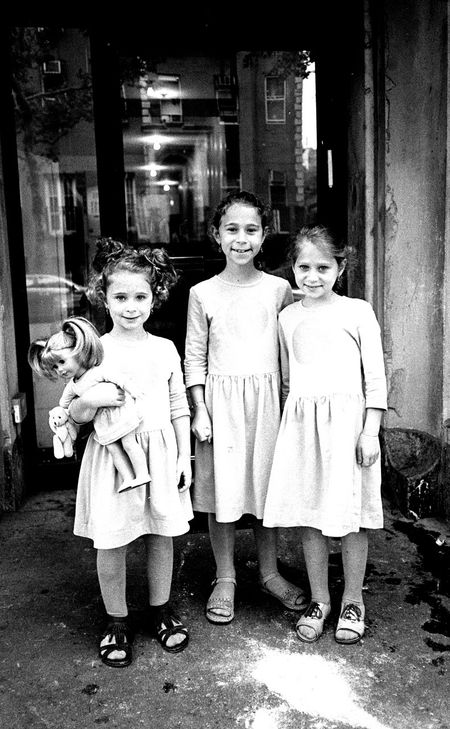 Levines Ausstellung "Menschen in New York und Trier" ist bis zum 5. April im SWR Studio Trier zu sehen.