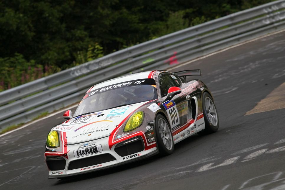 Der "kleine" Wochenspiegel-Porsche war in der SP10 erfolgreich. Fotos: Hardy Elis/www.racepix.eu