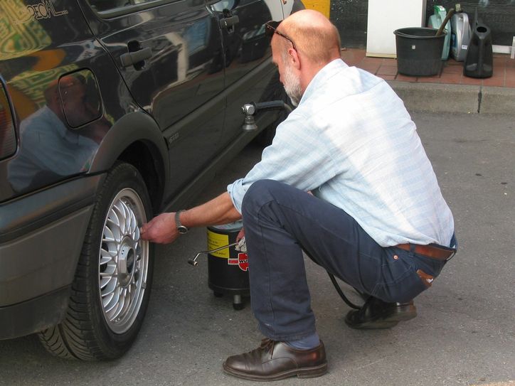 Fünf Fahrzeuge wurden beschädigt. Foto: Symbolfoto