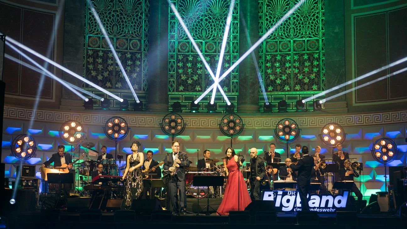 Am Mittwoch, 27. März, gastiert die  Big Band der Bundeswehr in der Hochwaldhalle. Fotos: Stadtkapelle Hermeskeil