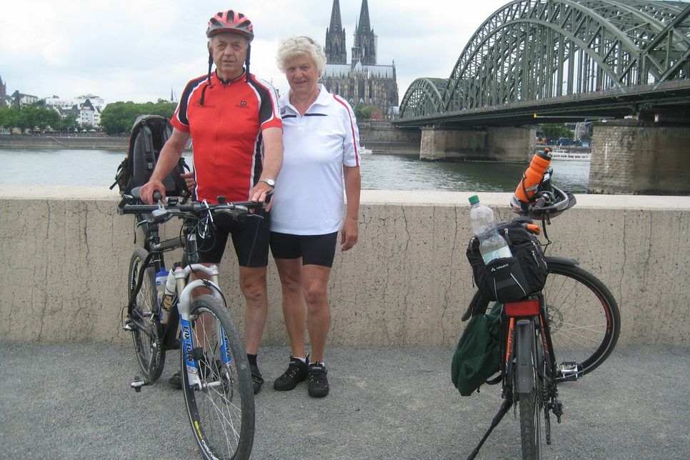 Mit dem Rad unterstützen Hilde und Norbert Steffens die »Mexiko-Hilfe«, die Egidius Braun ins Leben gerufen hat. Foto: Privat