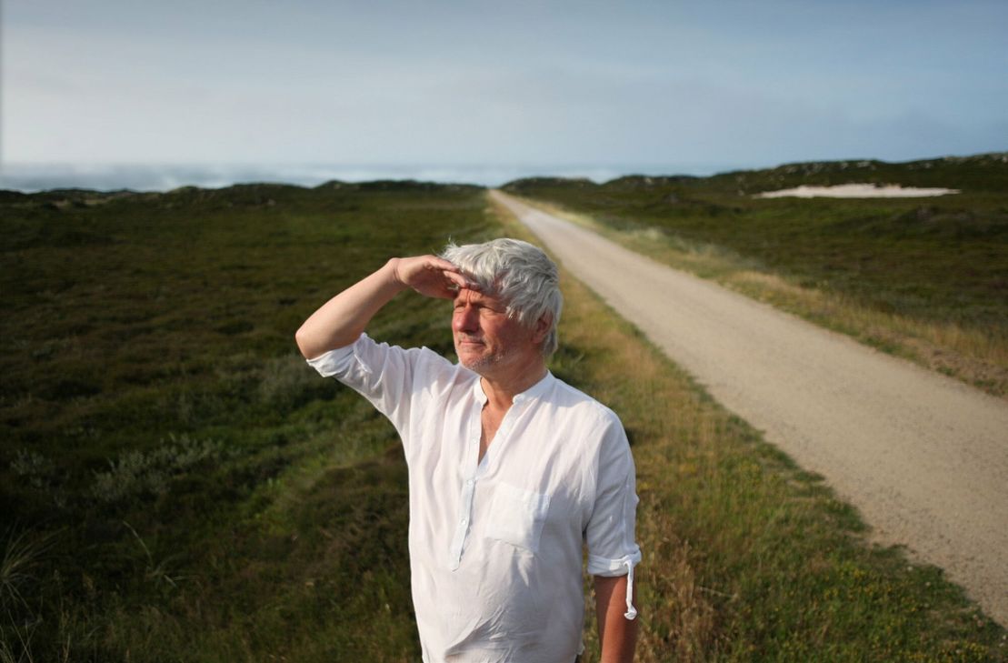 Kabarettist Jürgen Becker kommt nach Hottenbach.