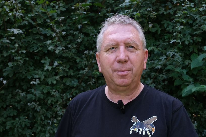 Carsten Emser ist zertifizierter Hornissen- und Wespenumsiedler.