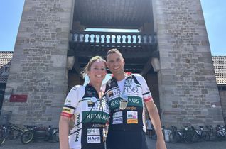 Ellen und Frank Poschen, hier bei der Vor-Tour der Hoffnung, wären sehr froh, beim »Cycling4Hope« im Kursaal Gemünd die Spendensumme vom letzten Jahr noch einmal zu toppen.