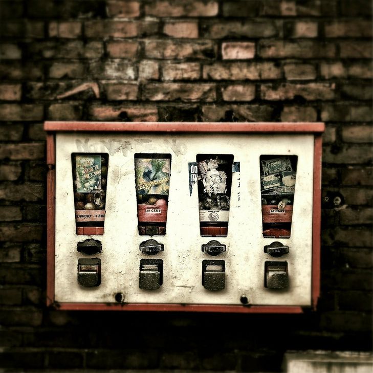 Wohl doch noch nicht in Vergessenheit geraten: In Gönnersdorf entwendeten Diebe jetzt einen Kaugummiautomaten. Symbol-Foto: Thomas Ulrich/pixabay