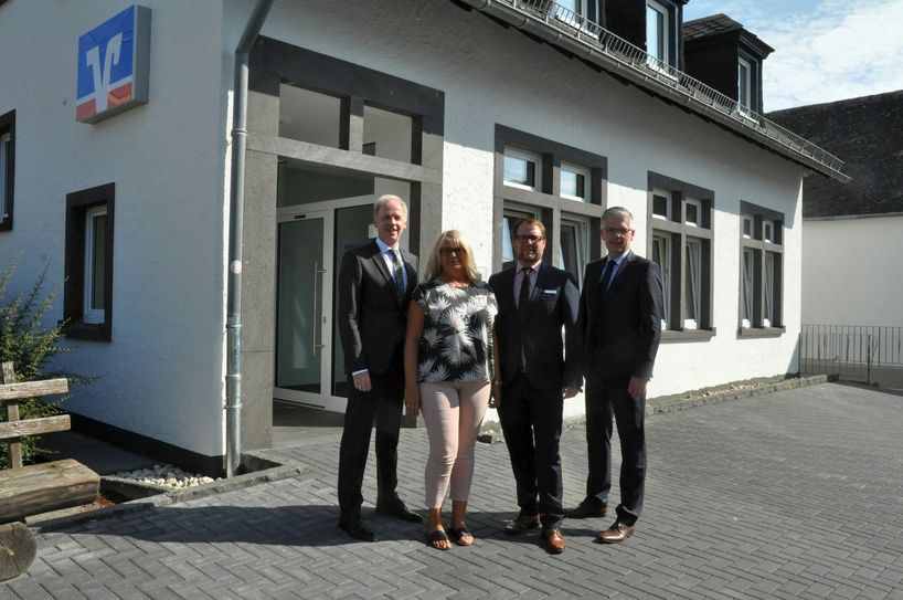 Der Vorstand und das Landkerner Eifeltor-Team (v. l.): Elmar Franzen, Heike Wilhelmi, Frank Münnich und Thomas Welter.