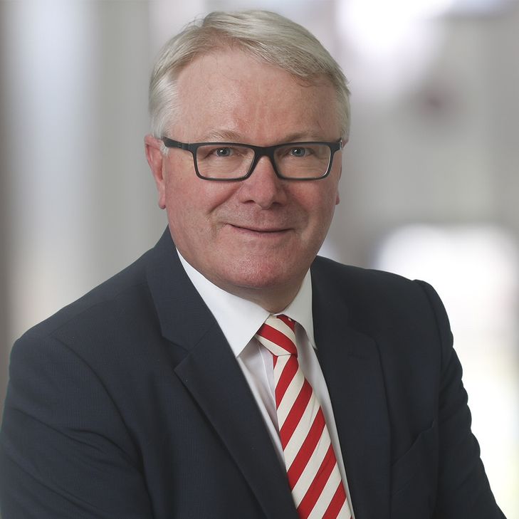 Vorstandsvorsitzenden der Sparkasse Mittelmosel, Edmund Schermann.