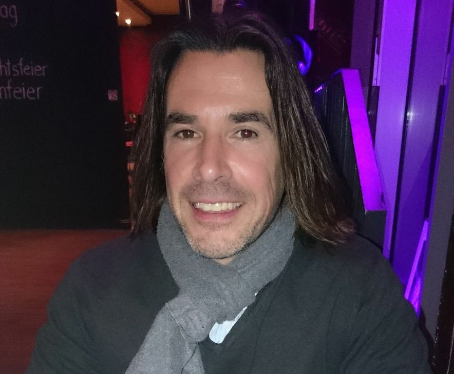 Thomas Patzelt war eins selbst Betroffener. Heute hilft er Glücksspielsüchtigen, mit der Krankheit umzugehen.