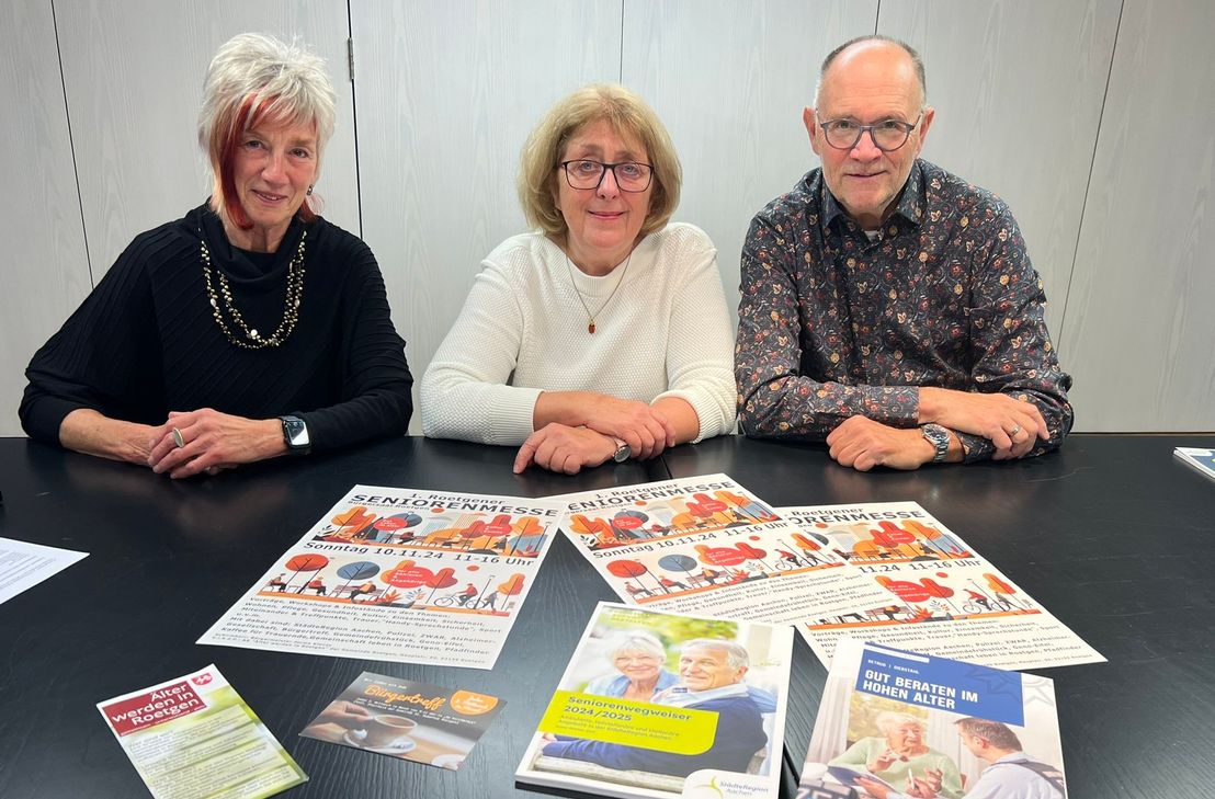 Ingeborg Deutz-Ruppert, Gundula Brüggenwirth und Hermann Cremer und ihre Mitstreiter vom Arbeitskreis »Älter werden in Roetgen« wollen Senioren das vielfältige Angebot in der Gemeinde Roetgen mit einer Infomesse näher bringen.