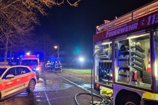 Im Einsatz waren die Feuerwehren aus Reinsfeld und Hermeskeil, der Rettungsdienst des Deutschen Roten Kreuzes (DRK), ein Notarzt und die Polizei Hermeskeil.