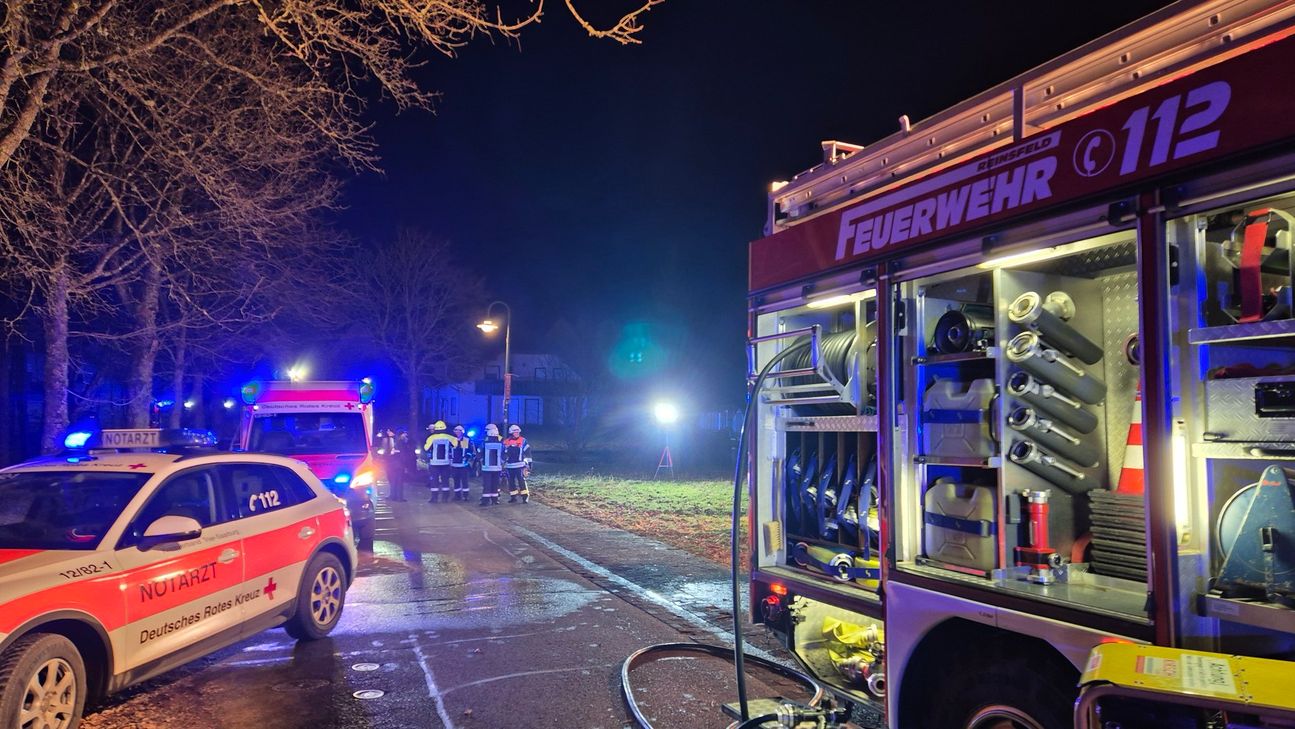 Im Einsatz waren die Feuerwehren aus Reinsfeld und Hermeskeil, der Rettungsdienst des Deutschen Roten Kreuzes (DRK), ein Notarzt und die Polizei Hermeskeil.