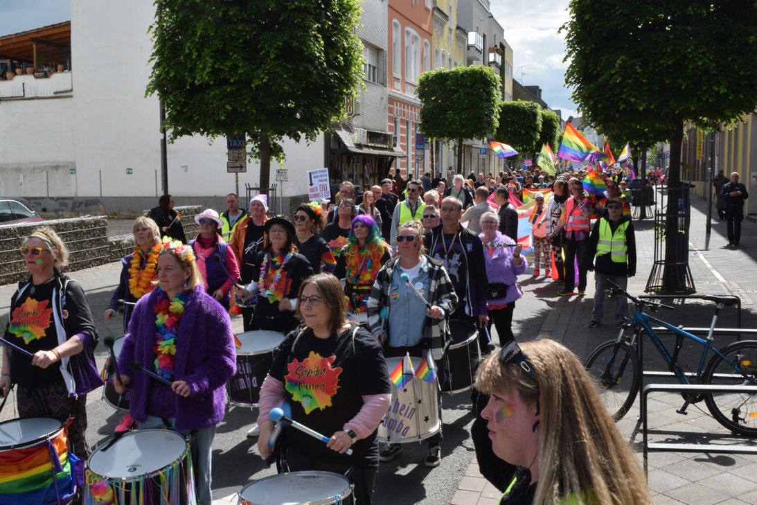 Angeführt wurde der Pride-Umzug erneut von der Rhythmus-Gruppe »Rhein-Samba«.