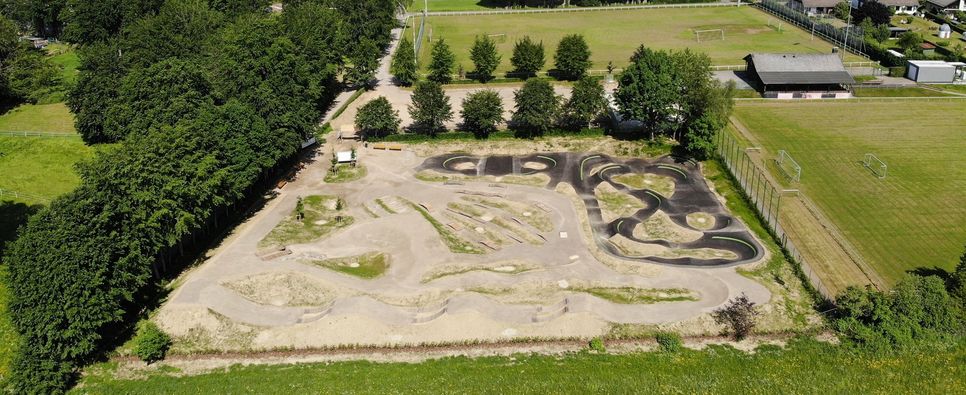 Die Pump-Track-Anlage ist zwar schon länger in Betrieb, wird aber offiziell im Rahmen des Pfingstturniers am 4. Juni eröffnet.