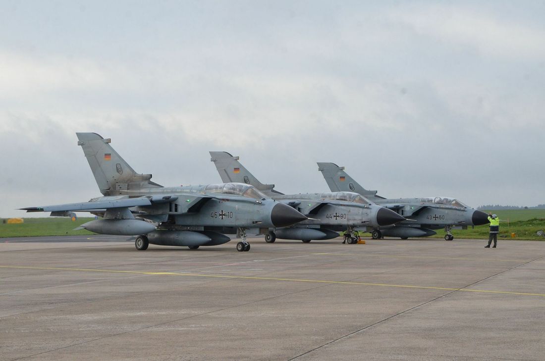 Auf dem Fliegerhorst in Büchel stehen umfangreiche Baumaßnahmen an, die auch eine Verlegung der Tornado-Kampfflugzeuge notwendig macht.