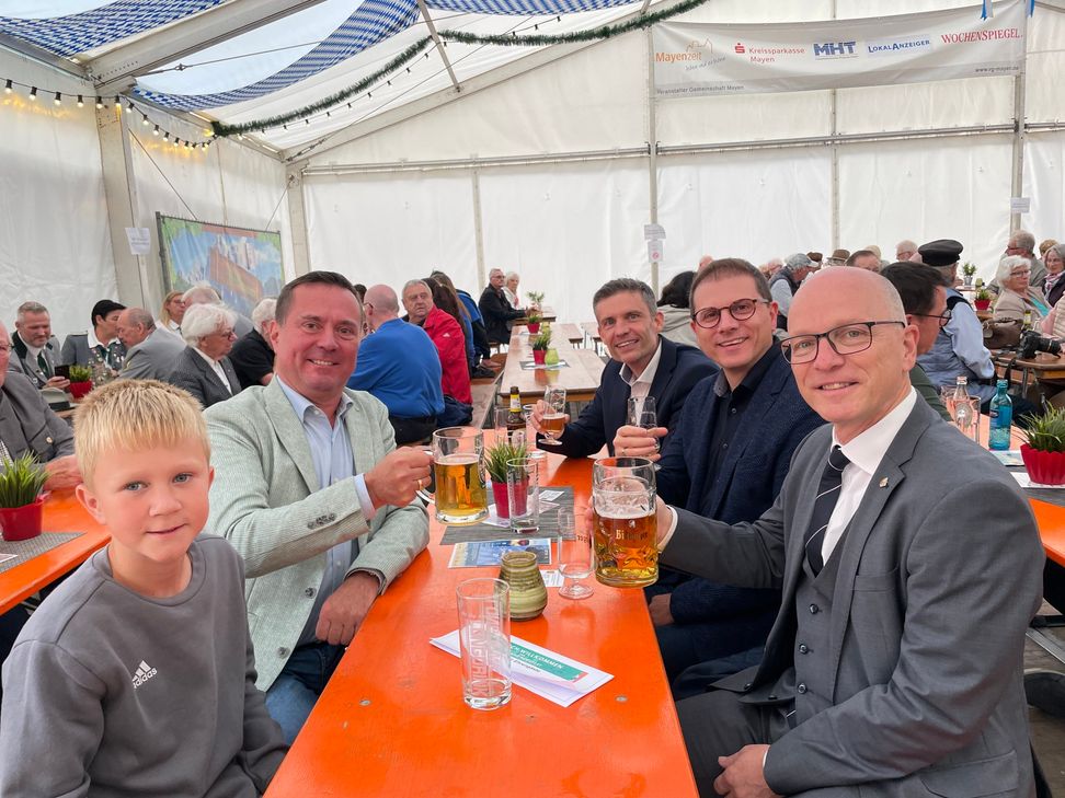 Beste Stimmung im Festzelt.