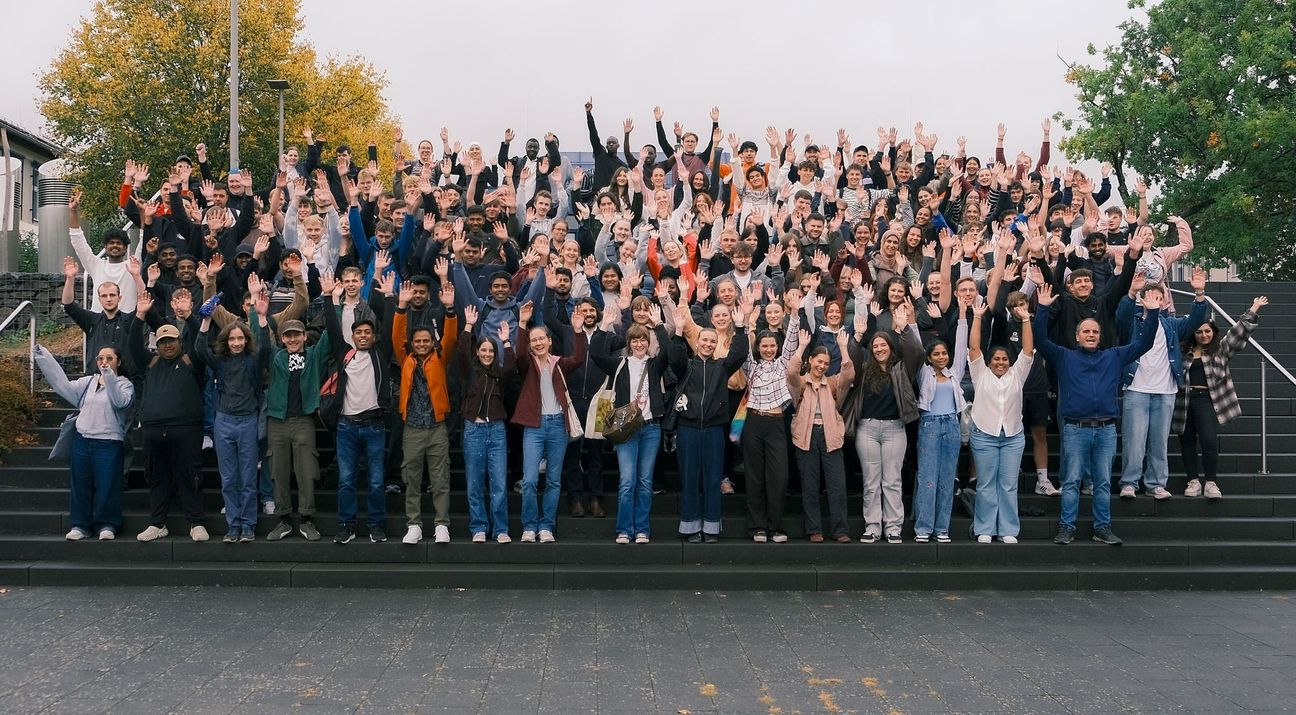 Neue Studierende bei der Einführungsveranstaltung – Flying Days 2026.