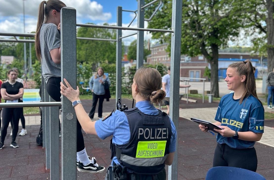 Der Klimmzughang wurde geübt