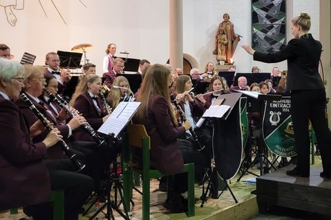 Das Weihnachtskonzert des Musikvereins »Eintracht« Mützenich findet in der Pfarrkirche statt.