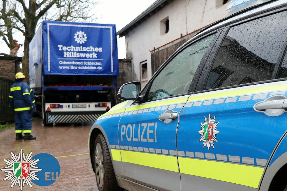 Das Technische Hilfswerk des Ortsverbands Schleiden half beim Abbau und der Sicherstellung. Foto: Polizei
