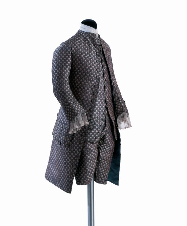 Gottbil, Anzug. Foto: Stadtmuseum