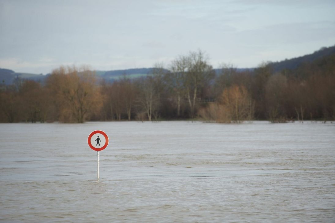Hochwasser bei Konz im Januar 2011. Damals überschritt der Pegel die Neun-Meter-Marke. Die Kommunen reagierten darauf mit zahlreichen Vorsorgemaßnahmen. Foto: Archiv