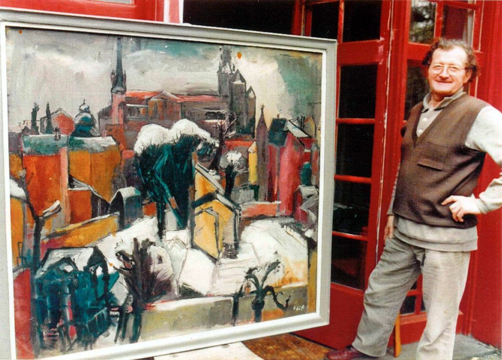 Anton Veit mit einem seiner großformatigen Werke: Der Trierer Dom aus Sicht des damaligen Kinderzimmerfensters der Familie Veit in der Christophstraße