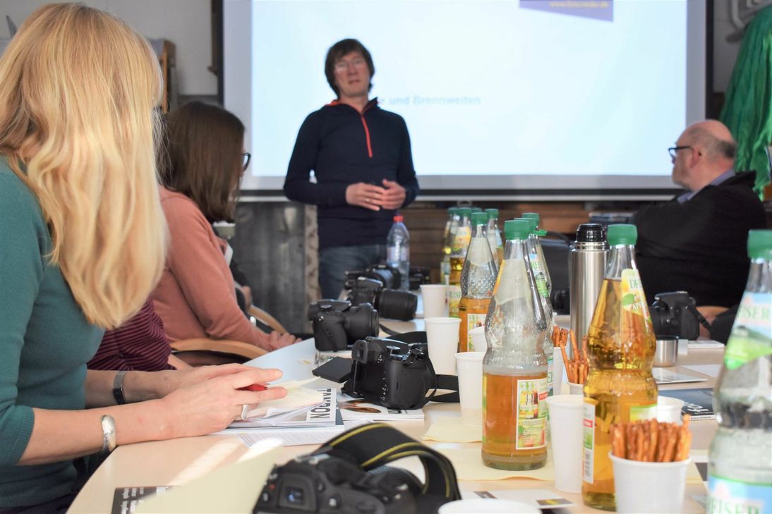 Der Praxisteil fand in den Räumen des Eifelbildverlages statt. Foto: Woltmann