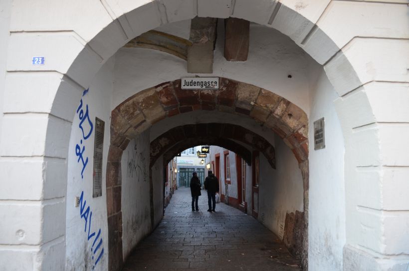 Wenig einladend präsentiert sich die historisch bedeutende Trierer Judengasse derzeit Foto: Neumann