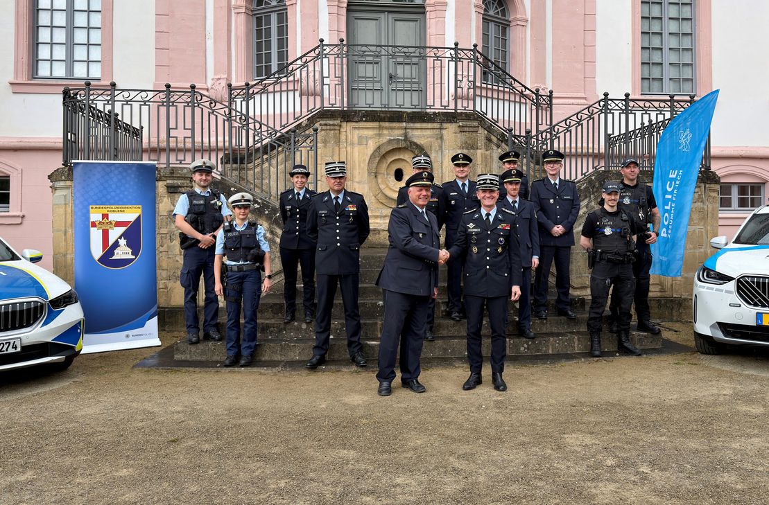 Die Beteiligten der Bundespolizei und der luxemburgischen Polizei in Bollendorf.