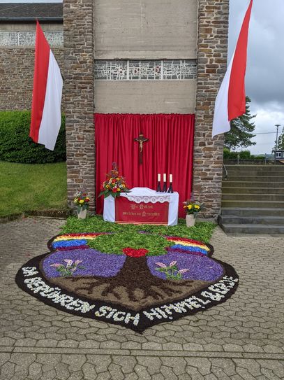 Fronleichnamsaltar in Forst.