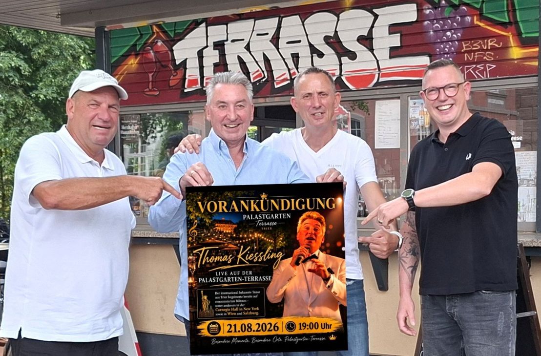 Frank Weiersbach (Presse und Manager), Sänger Thomas Kiessling sowie die beiden Betreiber Karl-Heinz Nonnweiler und Christoph Paulus