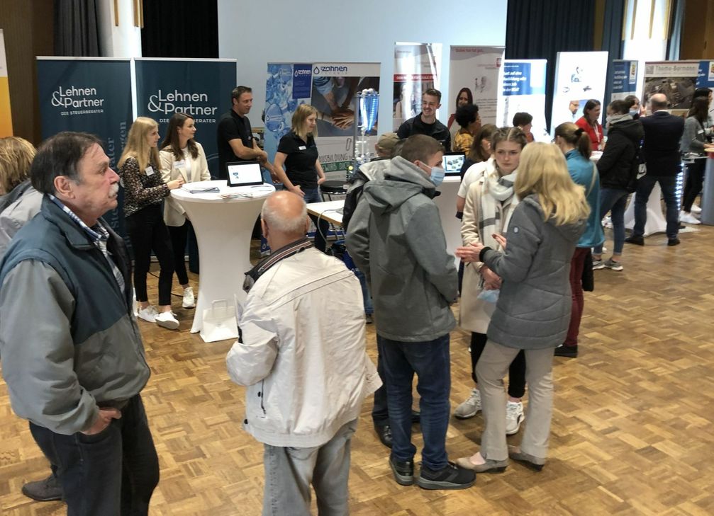 Auf der 2. Jobmesse Gerolstein herrschte reger Betrieb. Foto: Mager